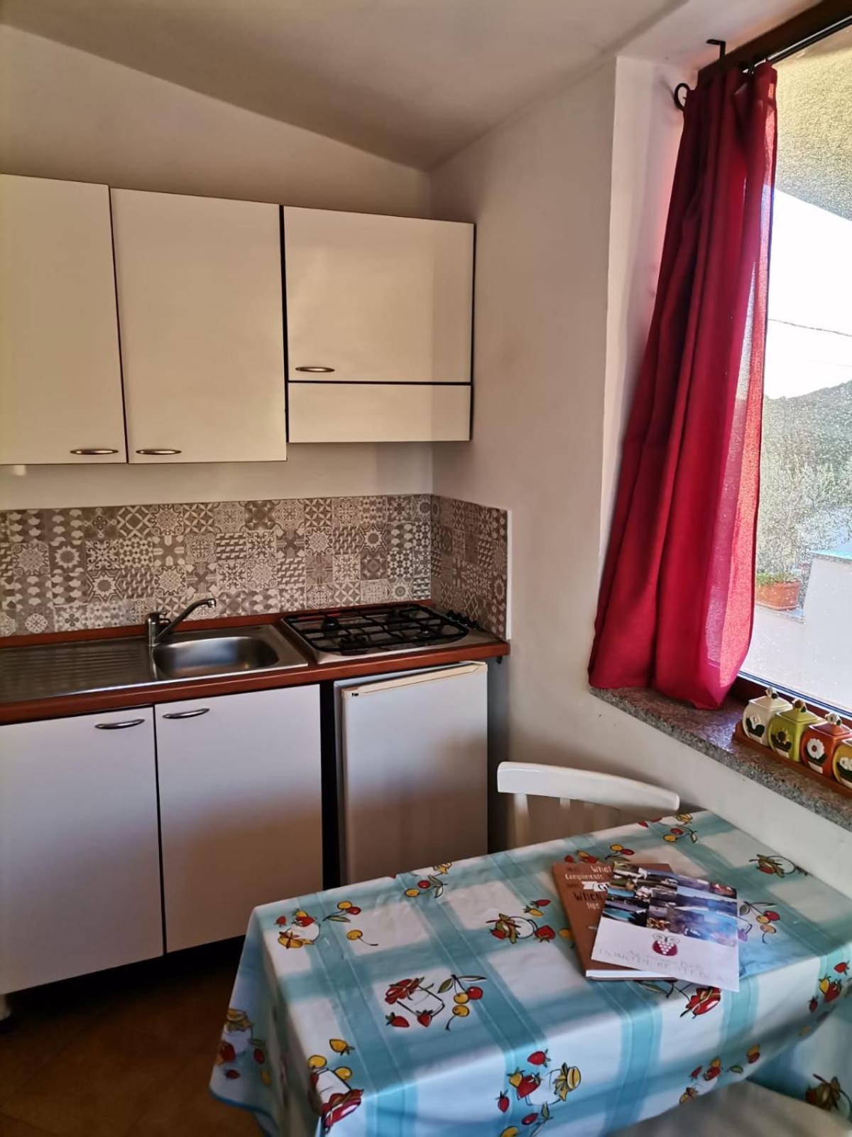 Agriturismo B&B Domo De Resteblas Berchidda Exteriör bild
