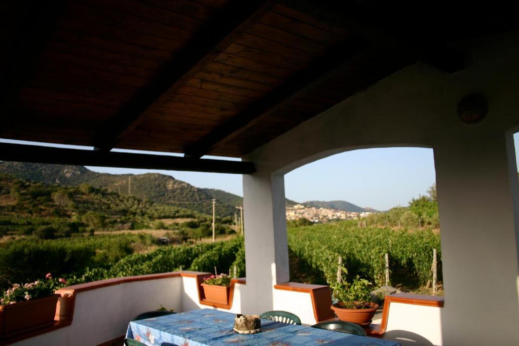 Agriturismo B&B Domo De Resteblas Berchidda Exteriör bild